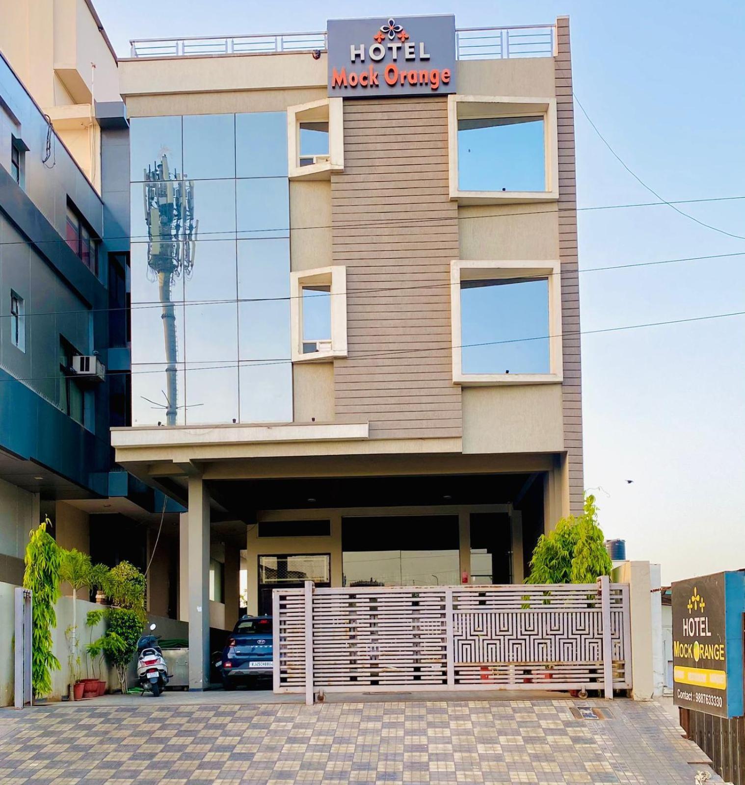 Hotel Mock Orange Jaipur Bagian luar foto