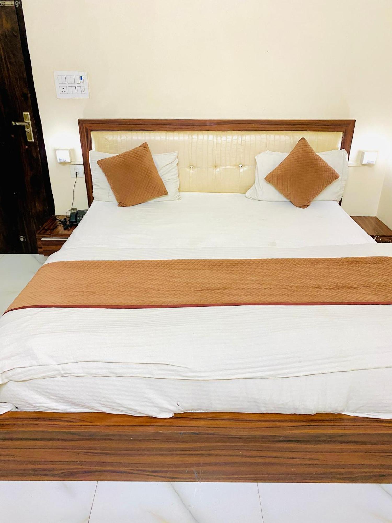 Hotel Mock Orange Jaipur Bagian luar foto