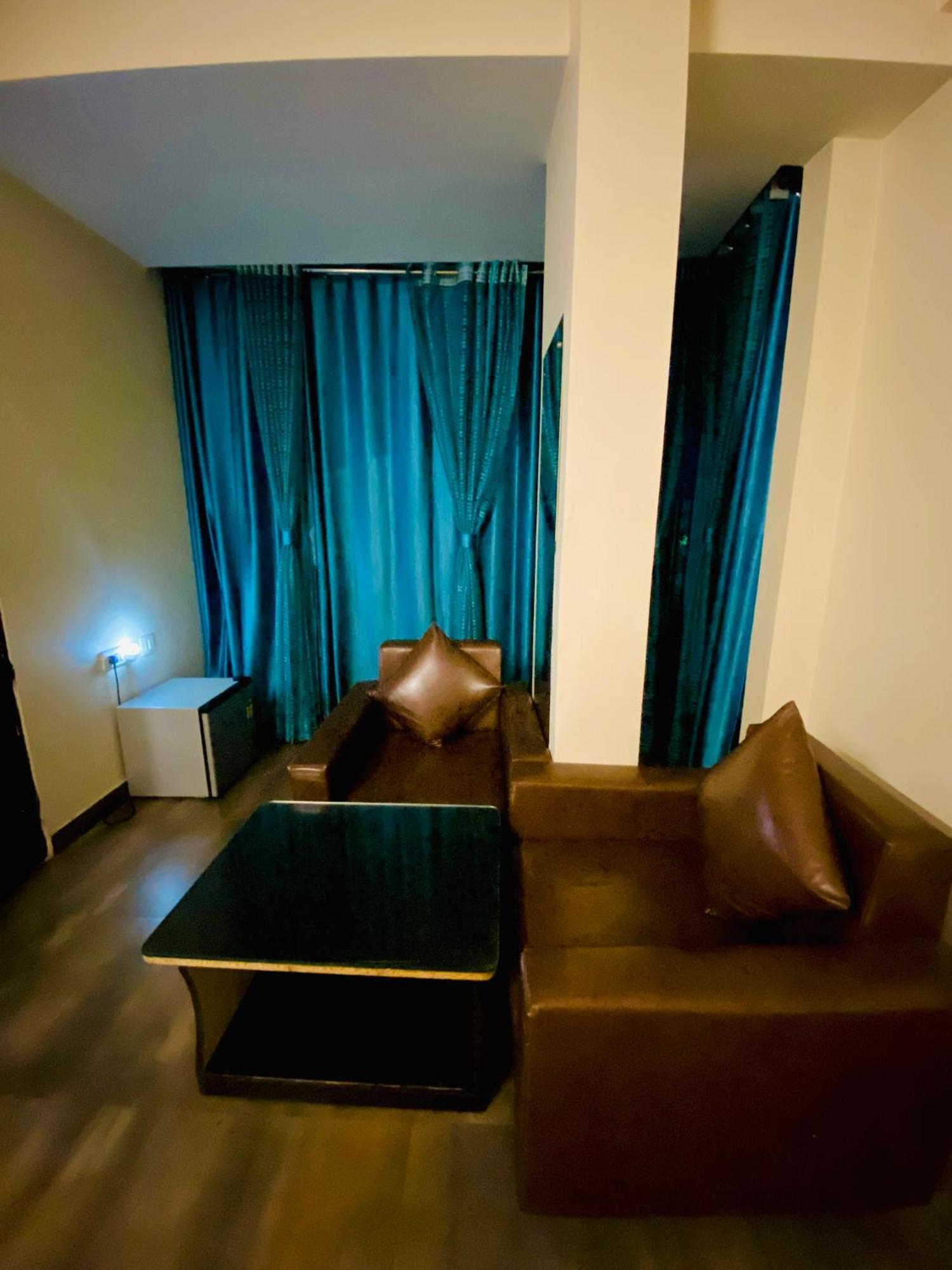 Hotel Mock Orange Jaipur Bagian luar foto